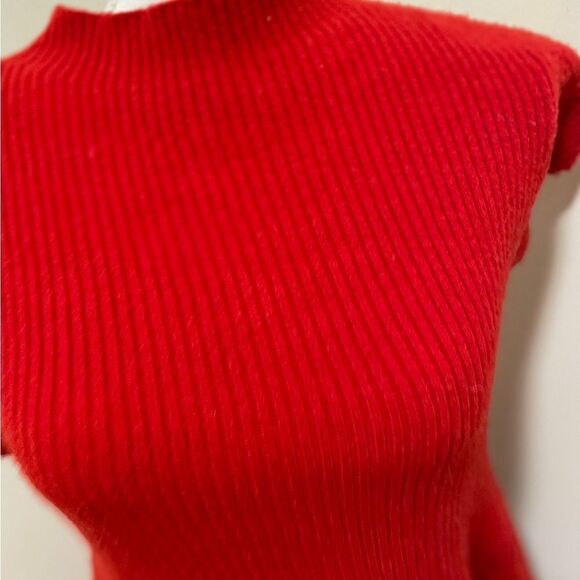 ANTHROPOLOGIE FeatherBone Oda Sweater Dress
Size M NWOT - Picture 11 of 14